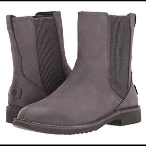 NIB UGG Larra Nubuck Boots